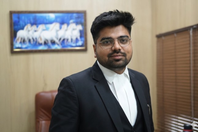 Advocate Rajat Kadyan, criminal and cyber crime lawyer in Gurgaon